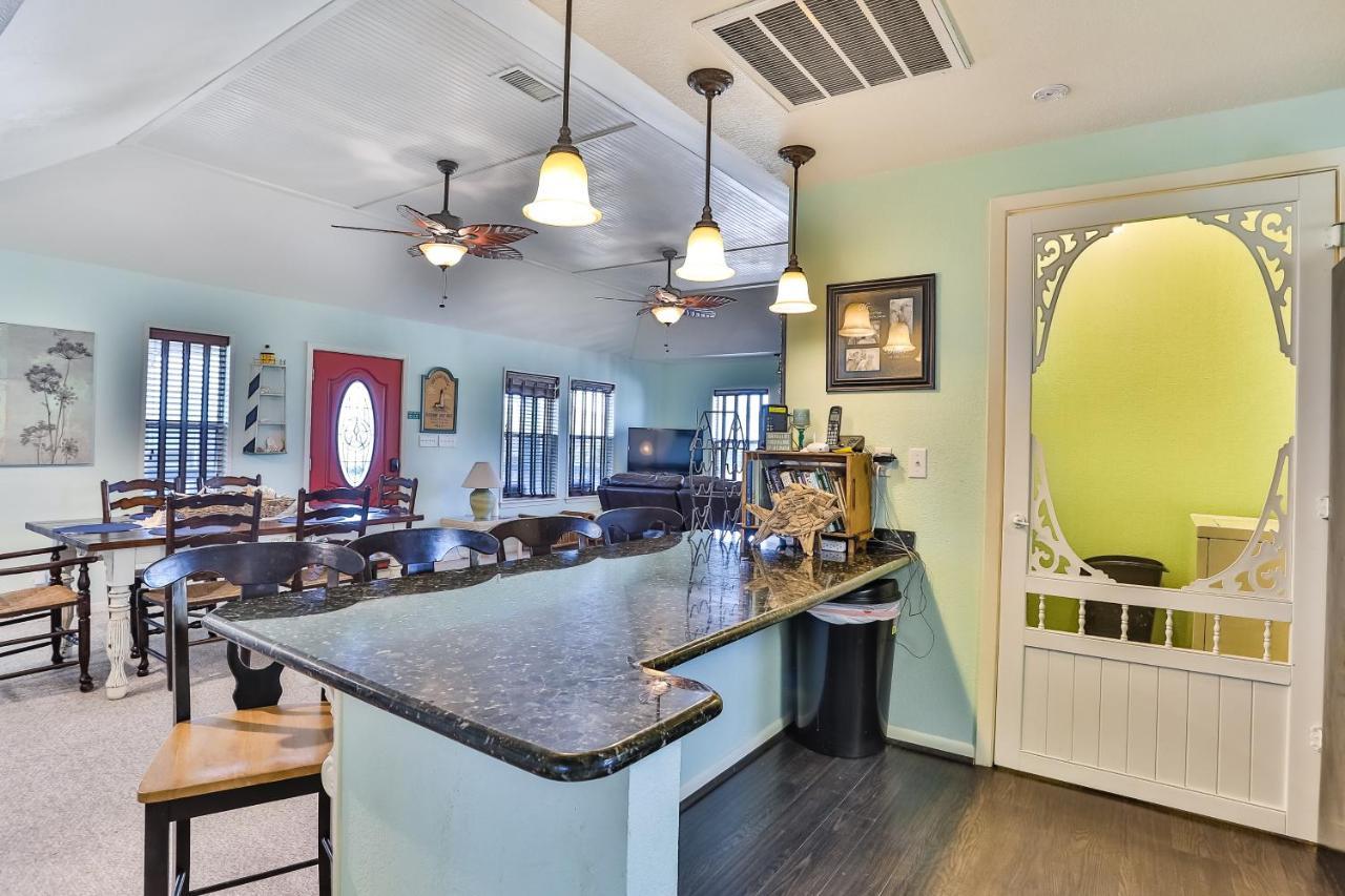 Вилла Escape From The Storm Bolivar Peninsula Экстерьер фото